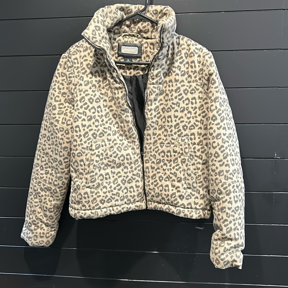 Jacket. Leopard print. Size small.